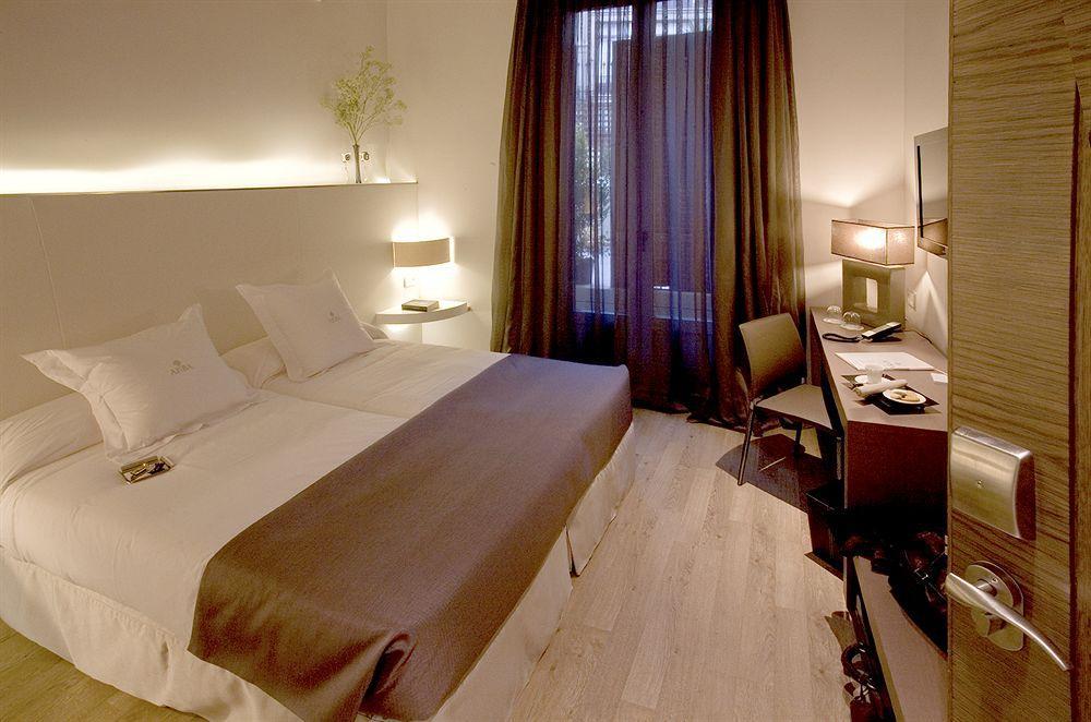 Bed and Breakfast Anba Boutique (Adults Only) Barcelona Zewnętrze zdjęcie