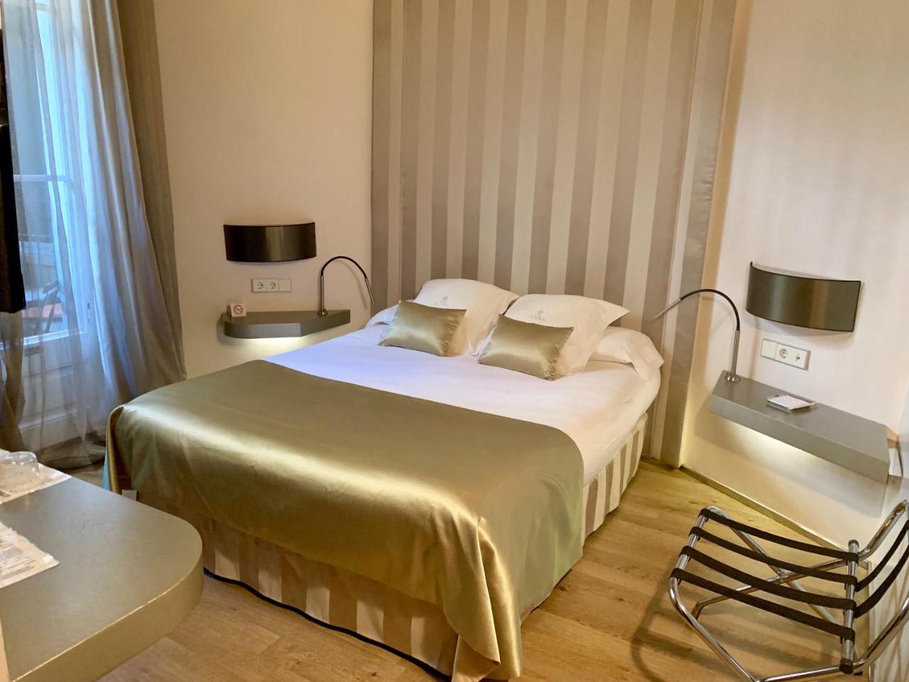 Bed and Breakfast Anba Boutique (Adults Only) Barcelona Zewnętrze zdjęcie